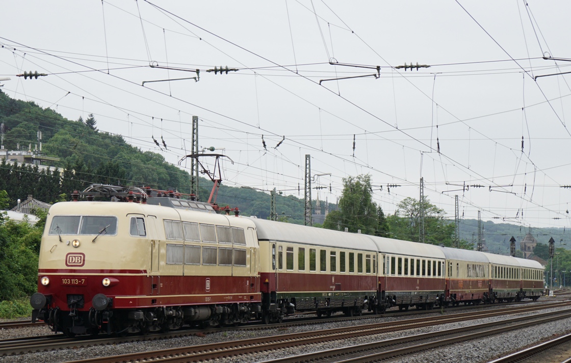 Nostalgiezugreisen Dampfzugreisen Dampflokreisen Rheingoldwagen